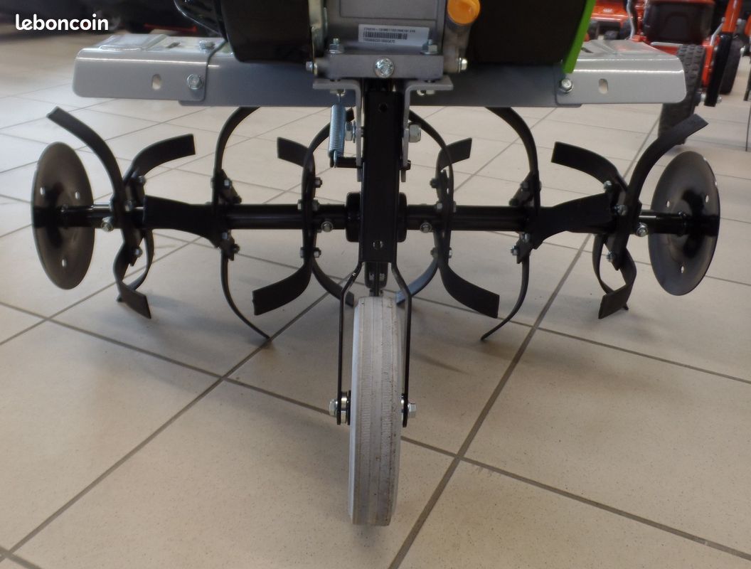 A Saisir Affaire Déstockage Motobineuse haut de gamme HRP2 Grillo Princess MR (image 3)
