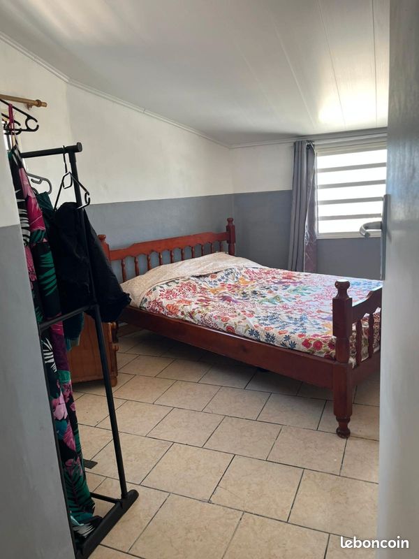 Appartement 3 pièces 65 m² · à Saint-Denis · 65 m² · 789 €