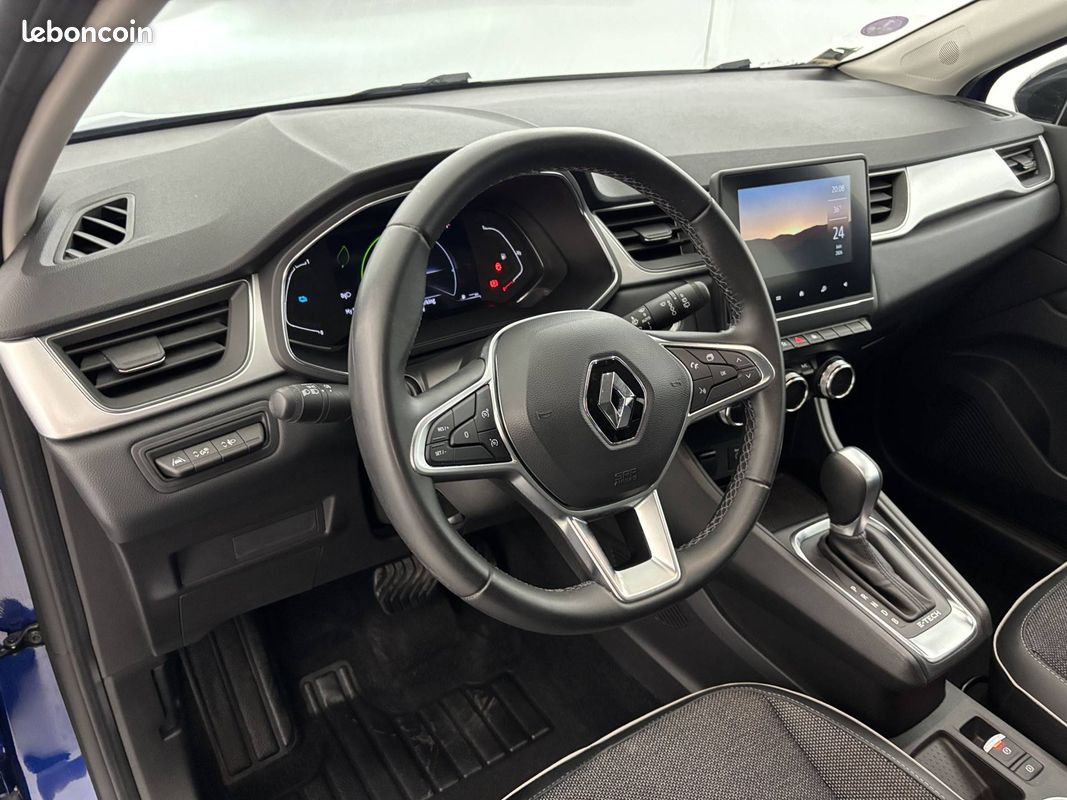 RENAULT Captur E-Tech full hybrid 145 Techno (image 10)