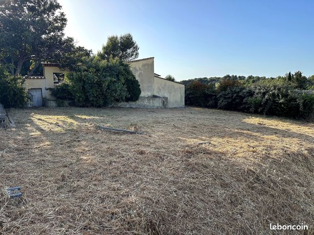 Terrain 871 m² Mimet