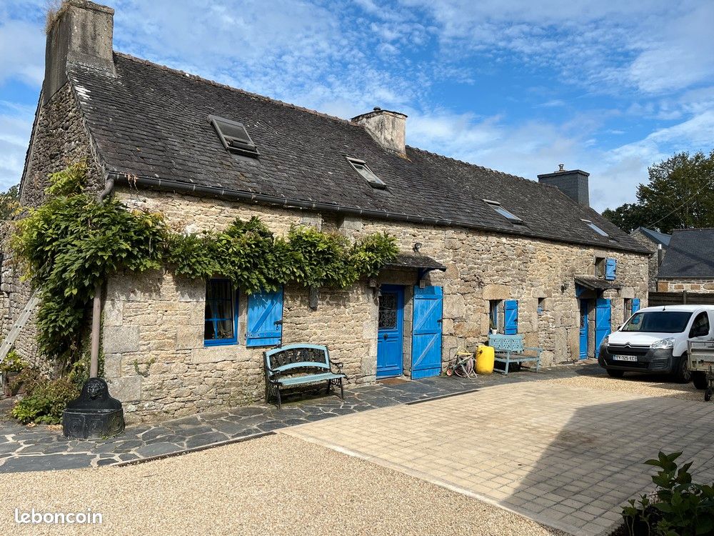 Maison 6 pièces 118 m² · à La Feuillée · 118 m² · 263 000 €