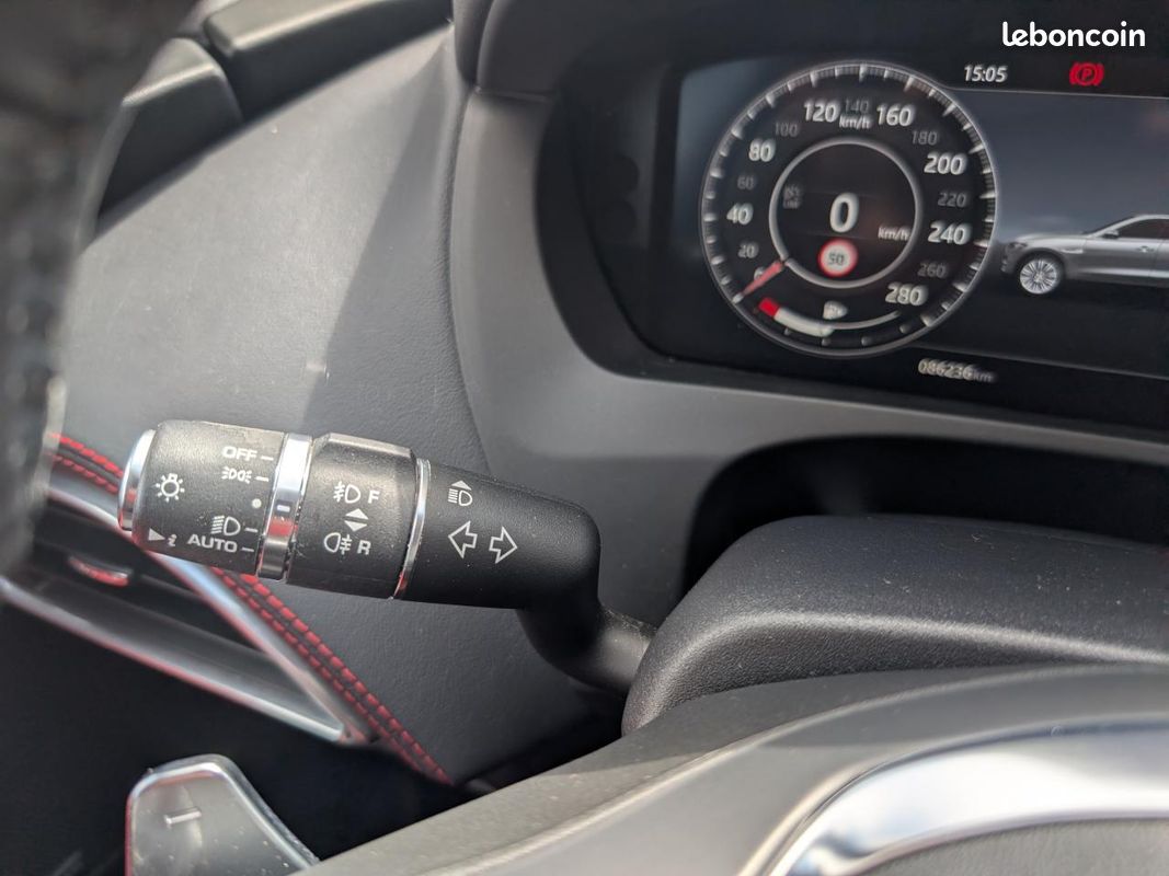 JAGUAR F-PACE 2.0 D - 180 - BVA - - AWD Chequered Flag (image 26)