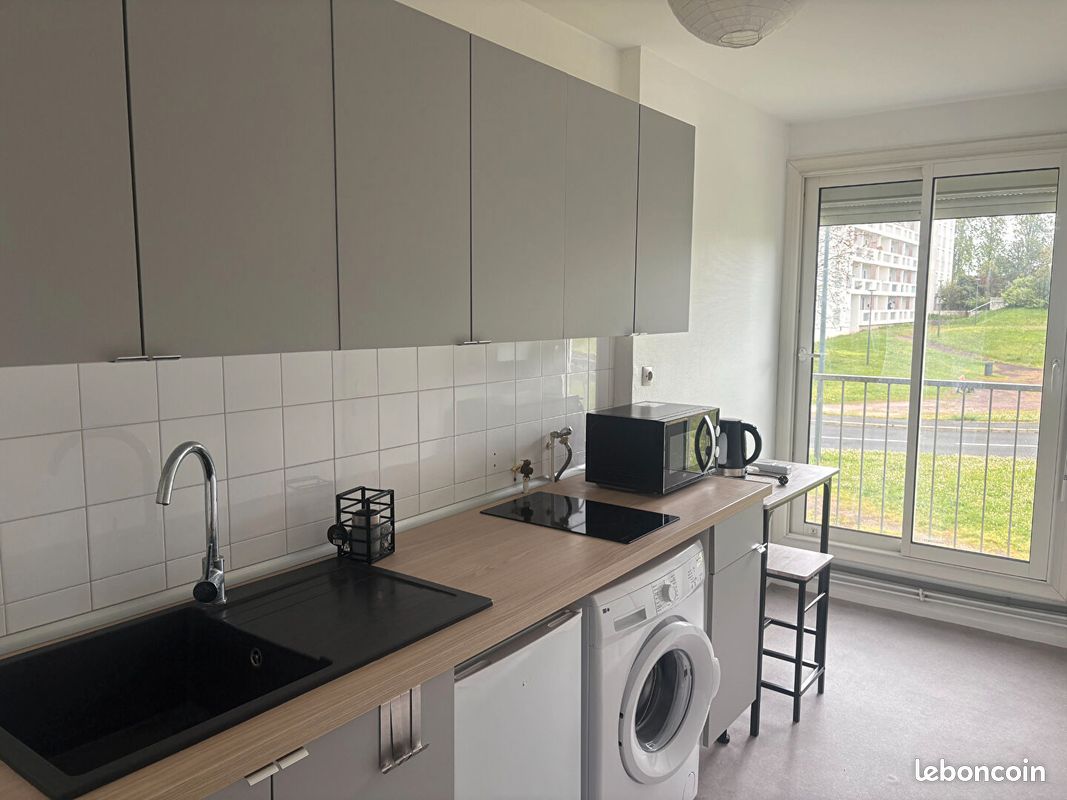 Appartement 1 pièce 37 m² · à Saintes · 37 m² · 501 €/mois