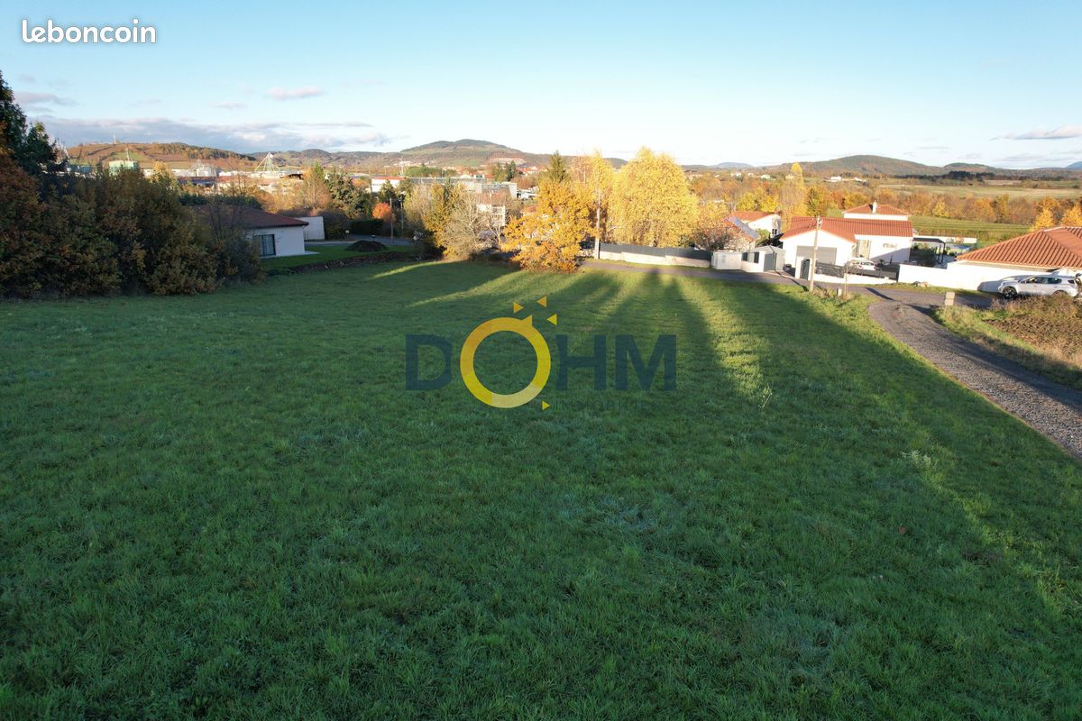 Terrain 899 m² · à Saint-Paulien · 899 m² · 31 000 €