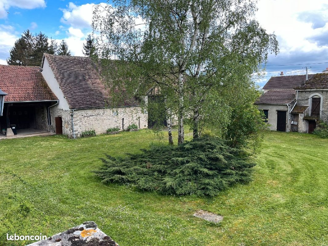 Location (image 1)