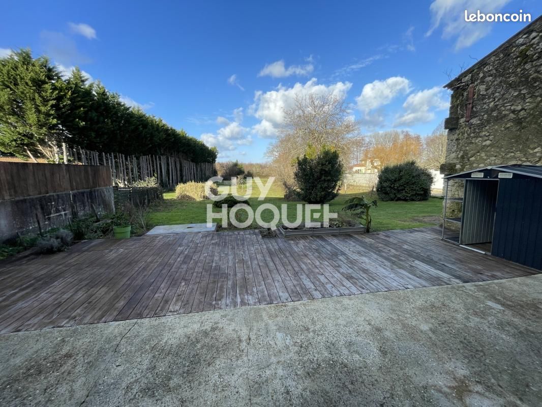 Maison 6 pièces 177 m² · à Listrac-Médoc · 177 m² · 1 394 €