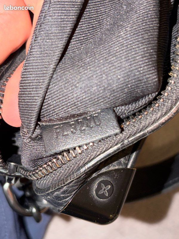 Sac à bandoulière Louis Vuitton (image 5)