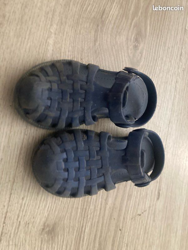 Chaussure d’eau bébé plastique 24-25 (image 1)