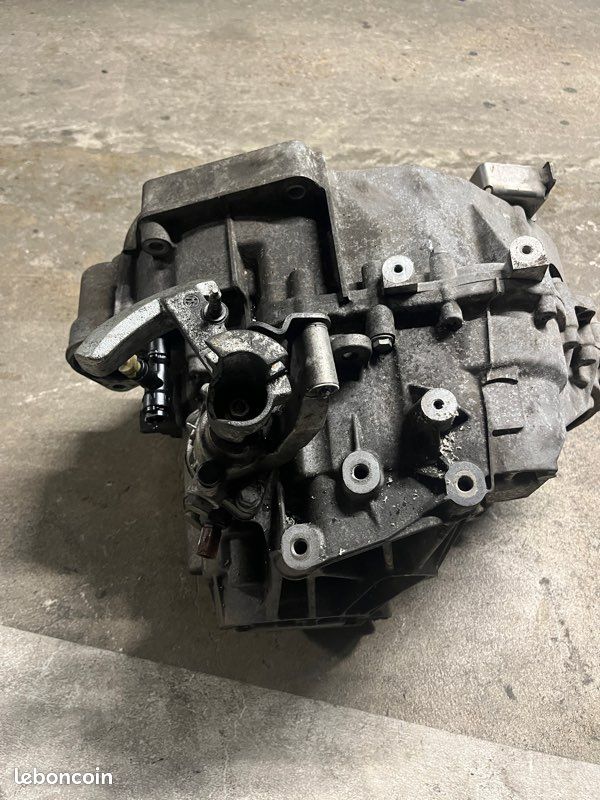 Boite de vitesse MAN TGE Volkswagen Crafter 2.0 tdi 140 Cv Type : RHE (image 1)