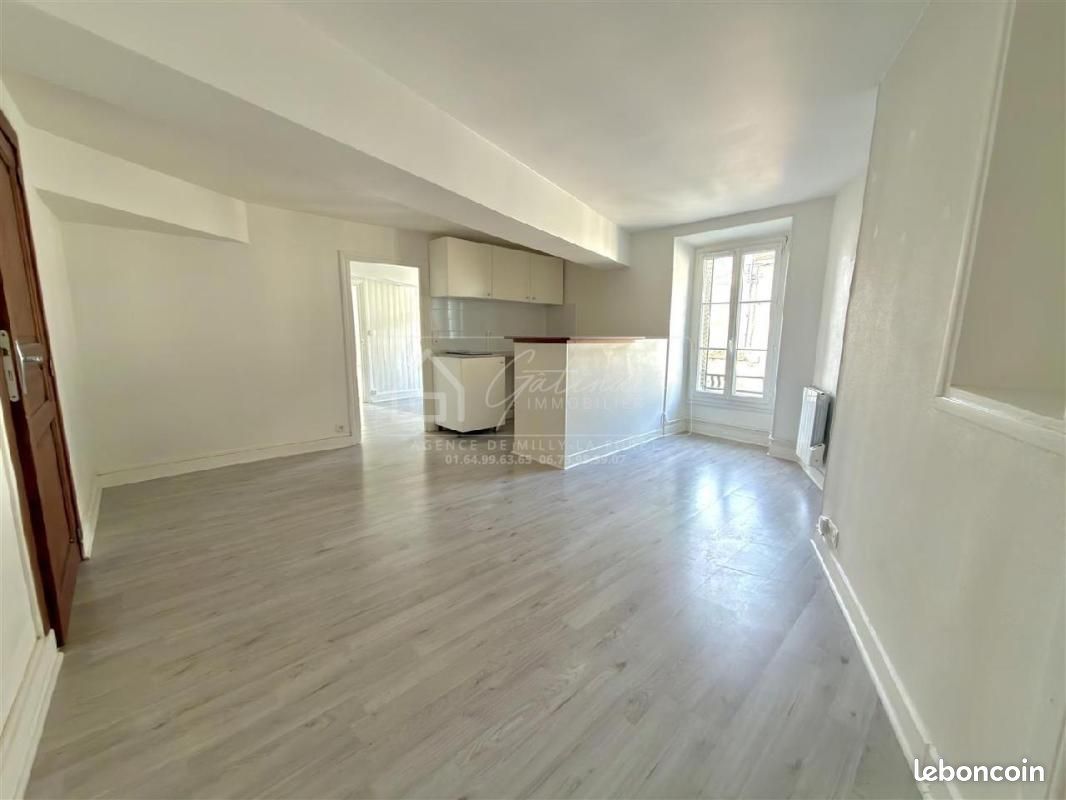 Appartement 3 pièces 57 m² · à Milly-la-Forêt · 57 m² · 820 €/mois