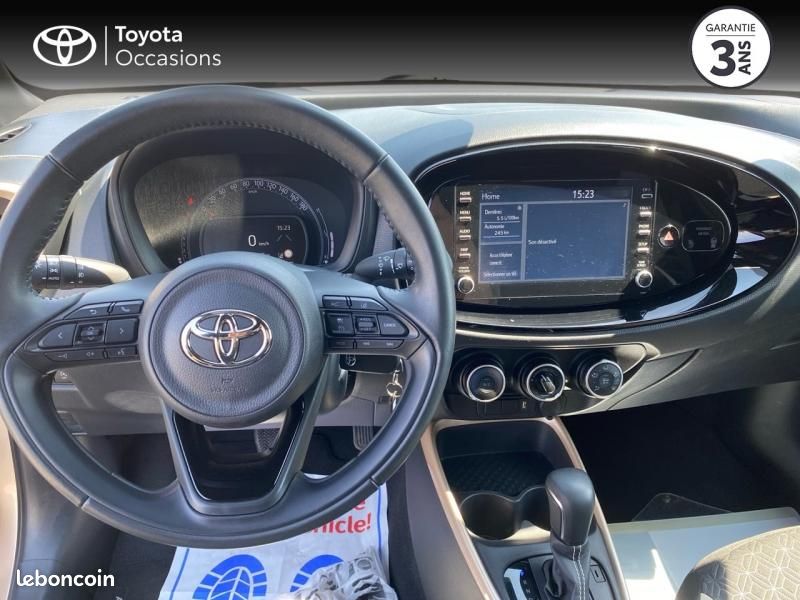 Toyota Aygo X 1.0 VVT-i 72ch Design S-CVT MY23 (image 9)