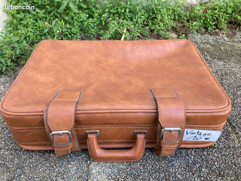 Valise Cheney ancienne en cuir de crocodile, marron chocolat