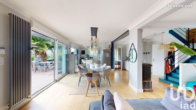 Propriété 8 pièces 178 m²