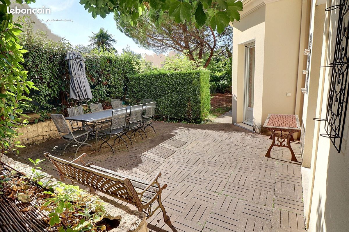 Maison 8 pièces 205 m² · à Rambouillet · 205 m² · 918 750 €