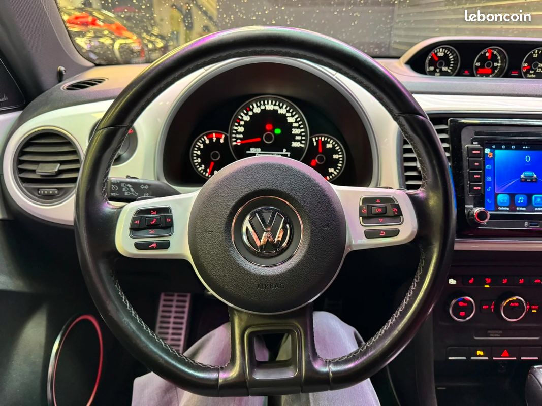 VOLKSWAGEN COCCINELLE 2.0 TSI 200 White Turbo DSG6 - Jantes 20" - Historique d'entretien - Moteur à chaine - (image 12)