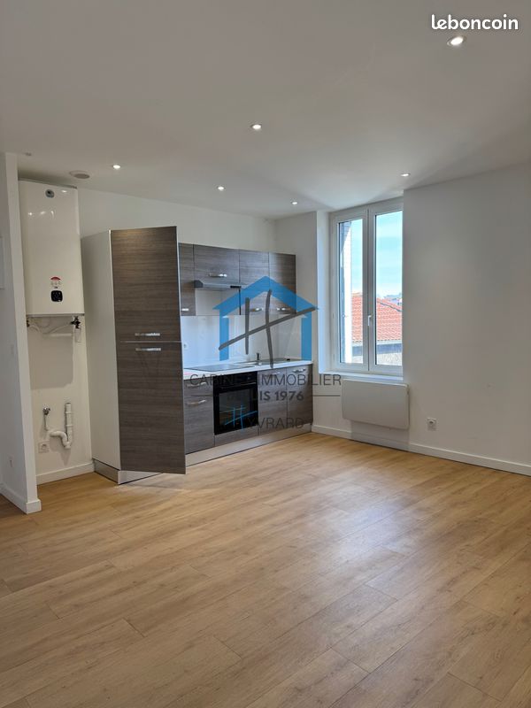 Appartement 3 pièces 55 m² · à Saint-Chamond · 55 m² · 600 €/mois