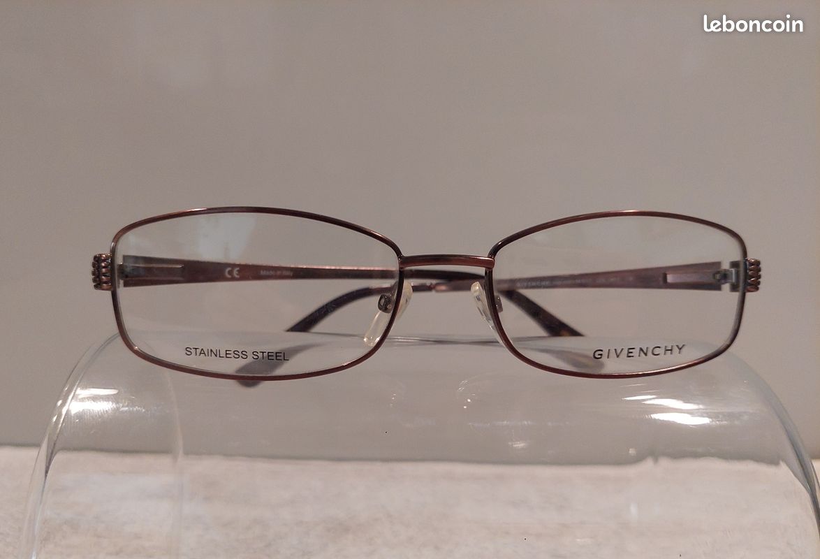 Monture lunettes Givenchy VGV435 0K13 54-17-135 – Neuve – Made in Italy (image 1)
