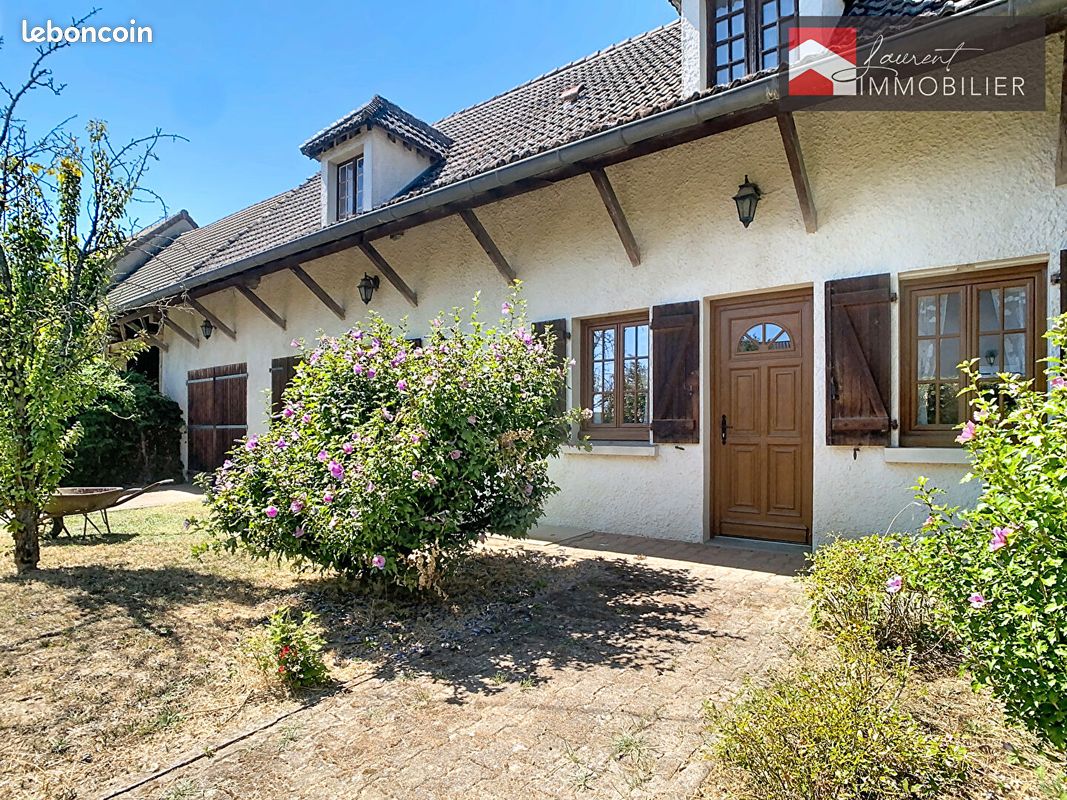 Maison 6 pièces 160 m² · à Ratenelle · 160 m² · 155 000 €