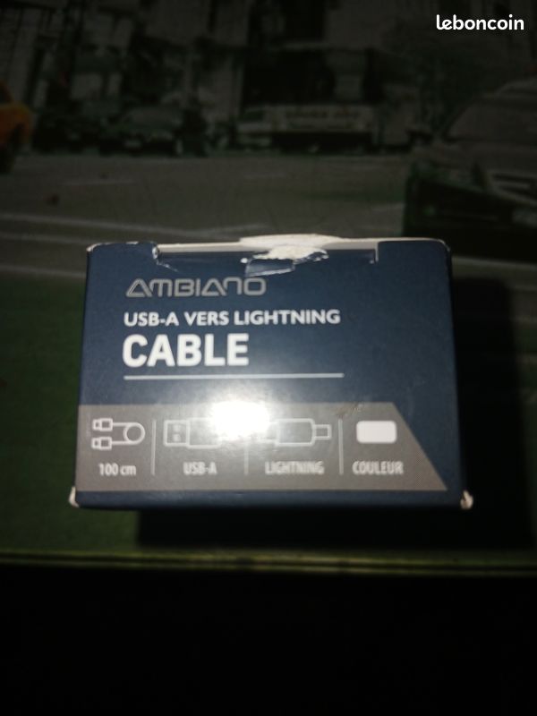 Cable de chargeur iphone/ipad neuf (image 2)