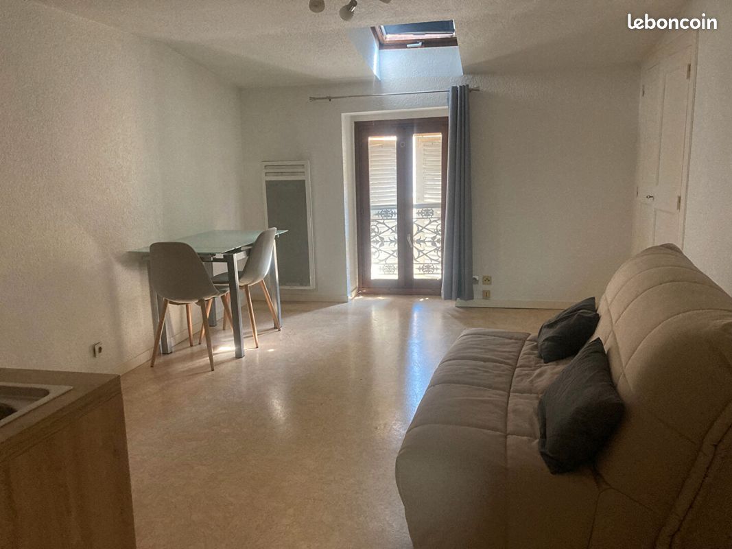Appartement 1 pièce 24 m² · à Moirans · 24 m² · 360 €/mois