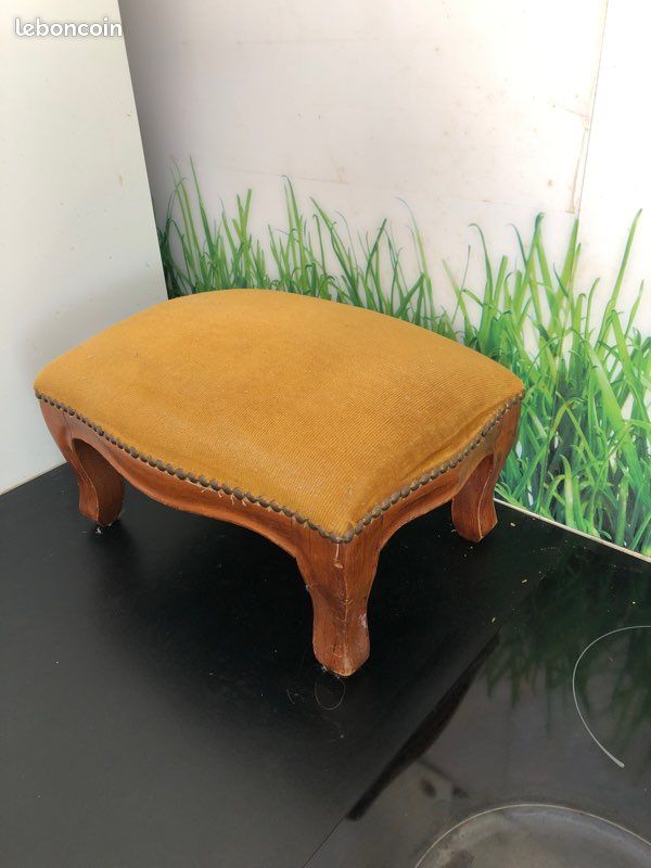 Repose pieds velours ocre (image 2)