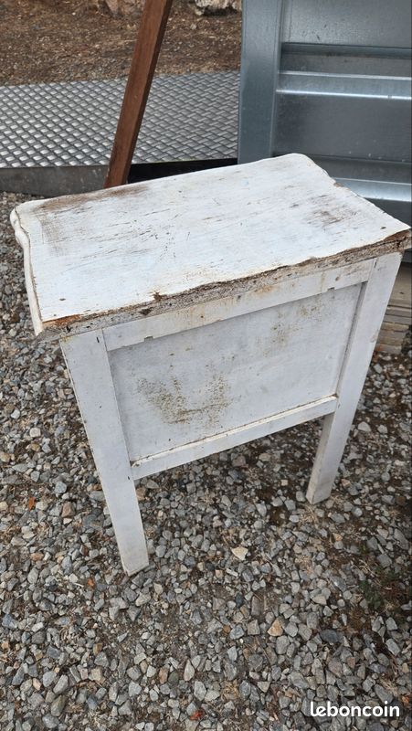 Table de chevet, (image 2)