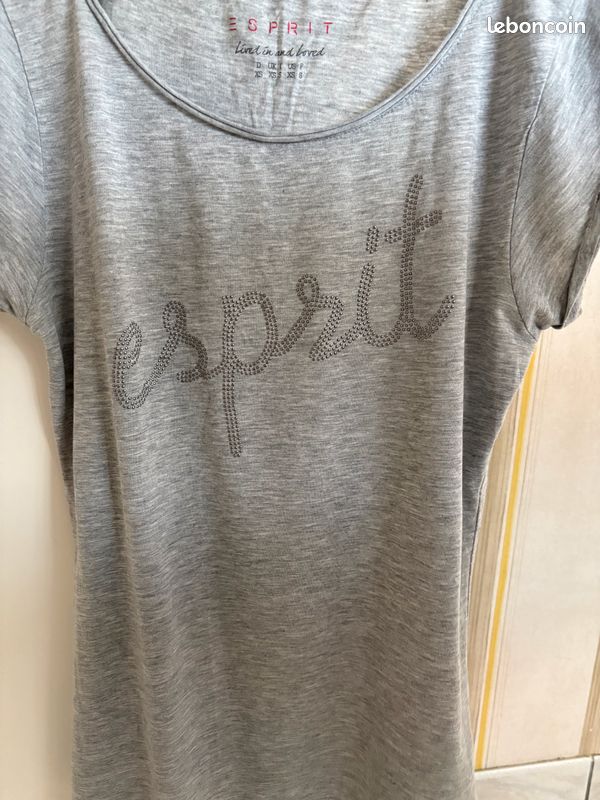 Le t-shirt mini col rond uni Coupe très ajustée | Twik | T-shirts de base pour Femme