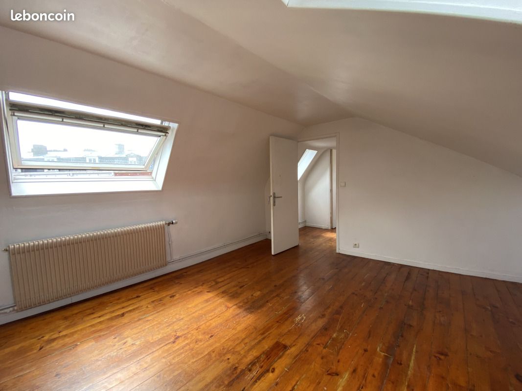 Appartement 4 pièces 100 m² · à Tourcoing · 100 m² · 730 €