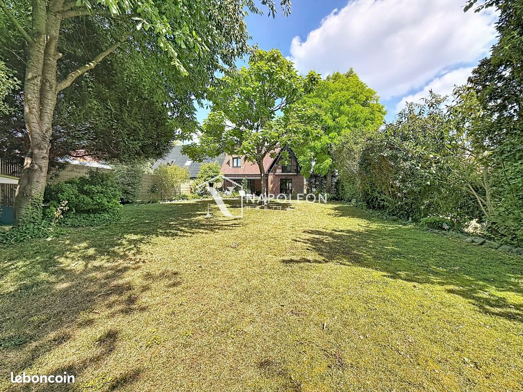 Maison 5 pièces 140 m² · à Vendeville · 140 m² · 499 000 €