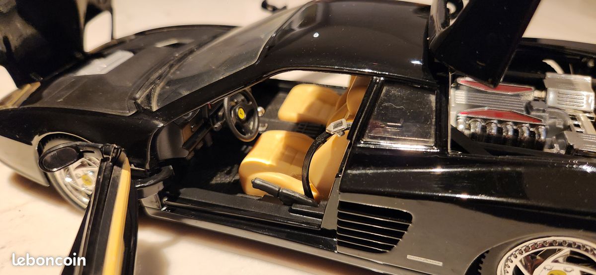 Calandre Arrière Miniature Pour Ferrari F512M Testarossa Hot Wheels 1/18 - Pièce Détachée D'occasion