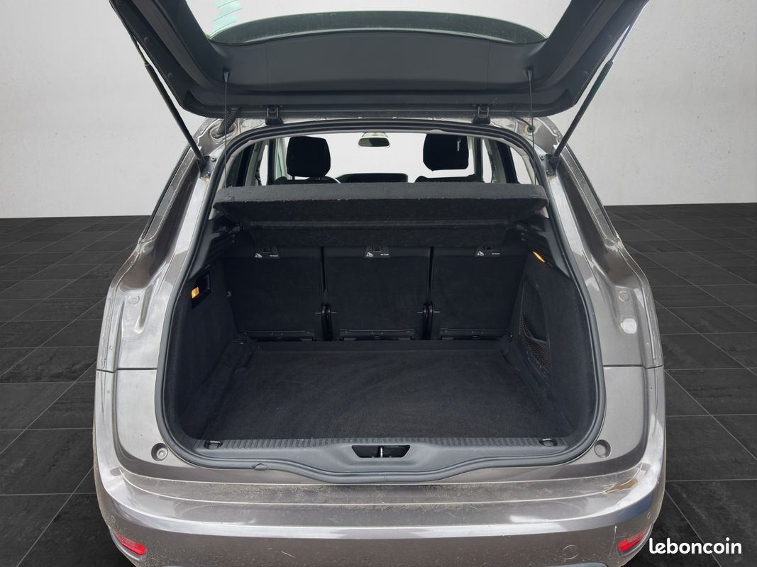 CITROEN GRAND C4 PICASSO PureTech 130 SS Feel (image 17)