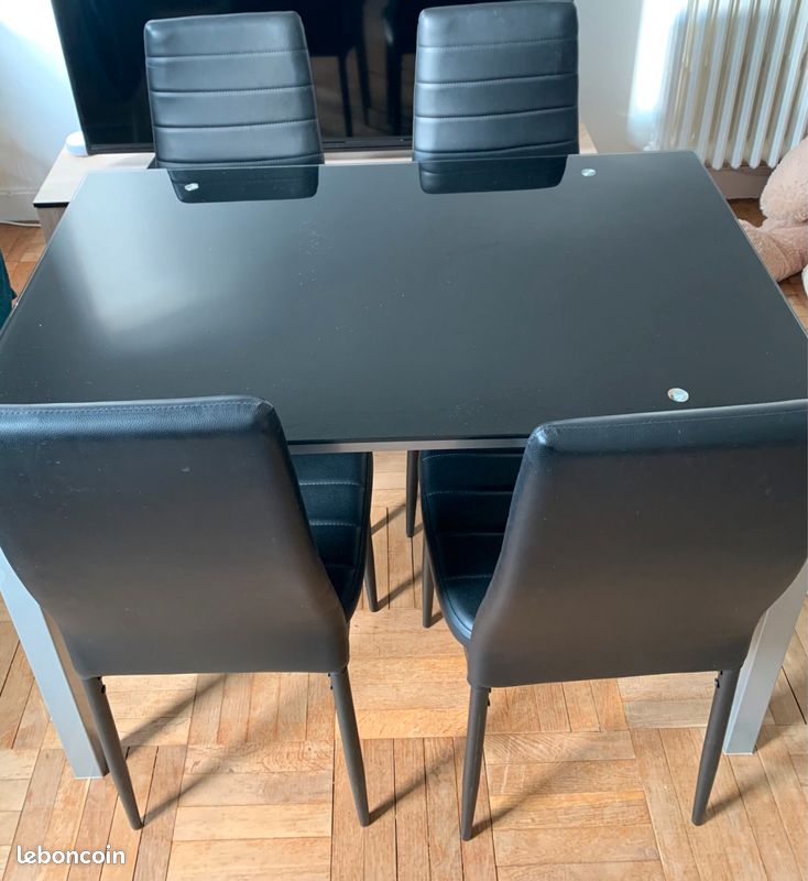 Table à manger (image 1)