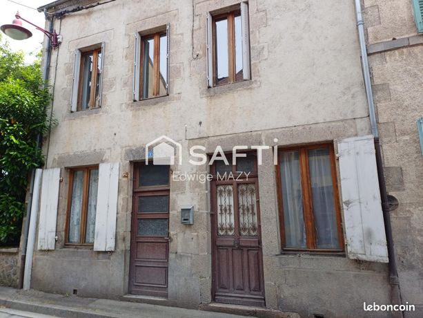 Immeuble 134 m² CHAMBON-SUR-VOUEIZE