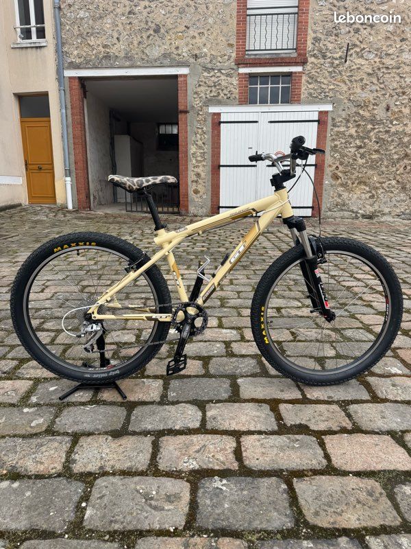 VTT GT Avalanche 1.0 Custom (image 1)