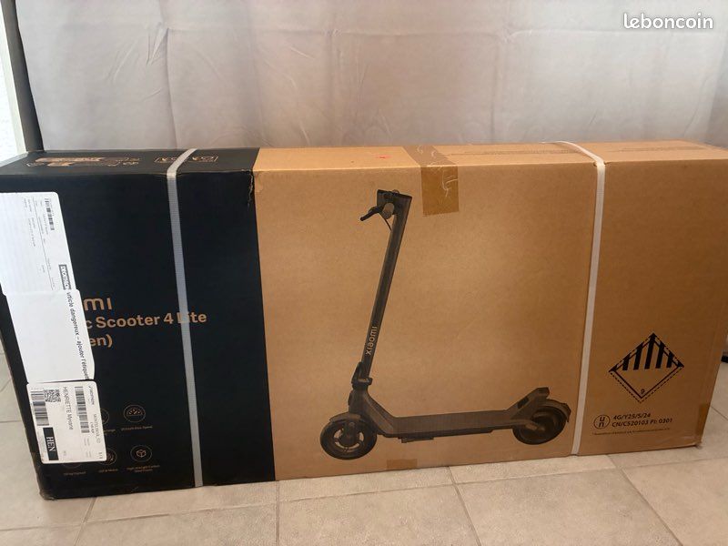 Trottinette électrique Xiaomi 4 Lite 2ème Génération – Noire, 300W, Pour Adulte