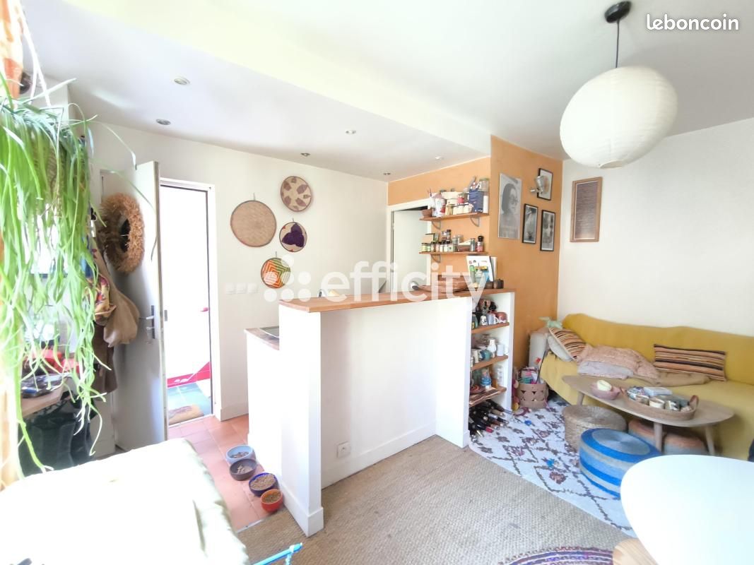 Appartement 2 pièces 30 m² · à Paris · 30 m² · 260 000 €