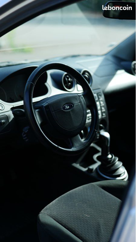 Ford Fiesta MK5 1.4 TDCi (image 3)