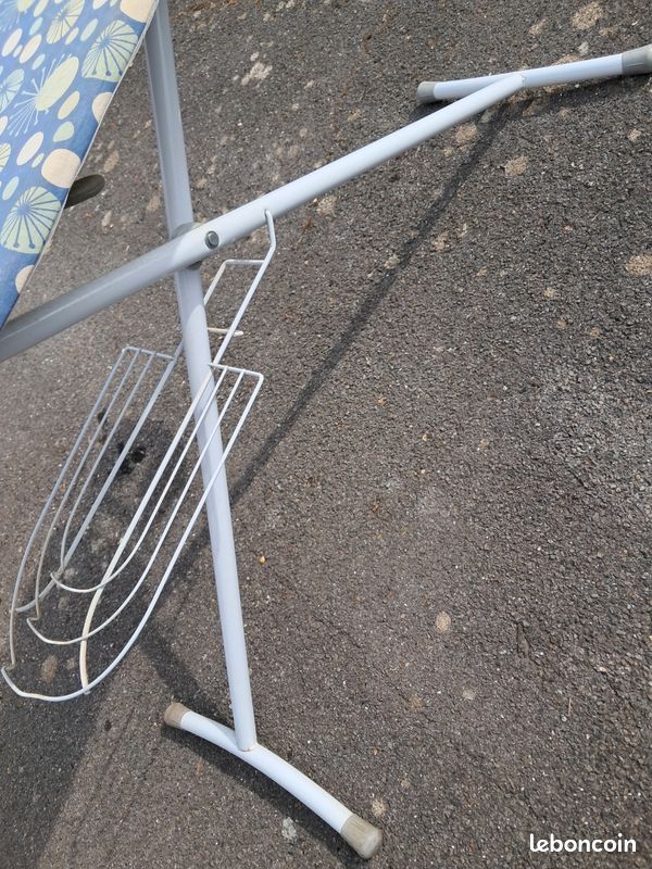 Grande table à repasser (image 4)
