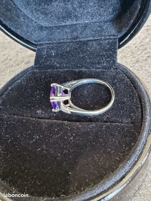 Bague Mauboussin or 18 carats 750 améthyste diamants (image 5)