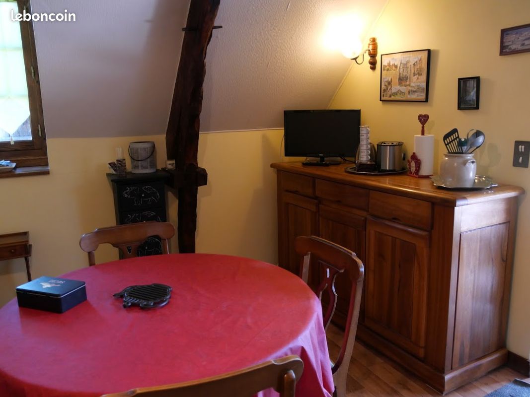Maison de vacance en pierre (image 1)