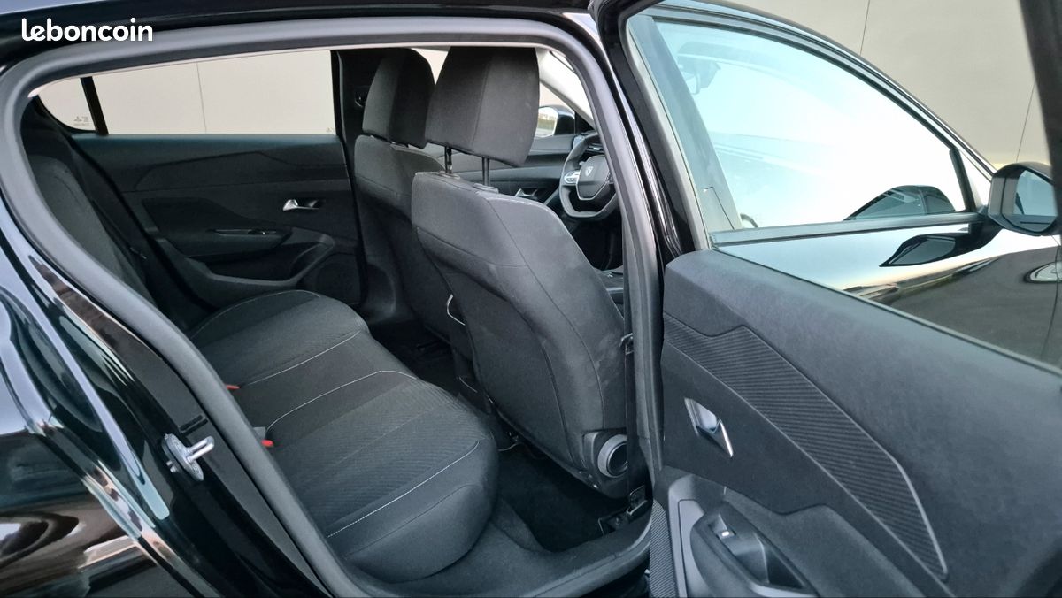 Peugeot 308 III 1.5 BlueHDI 130cv EAT8 ACTIVE PACK (image 4)