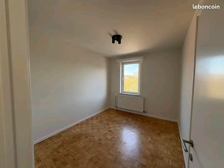 Appartement 5 pièces 80 m² · à Deville · 80 m² · 700 €