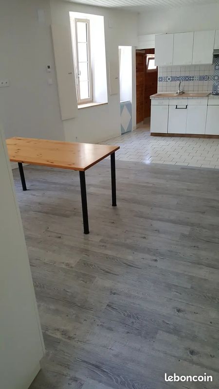 Maison 3 pièces 87 m² · à Coulonges-sur-l'Autize · 87 m² · 750 €/mois