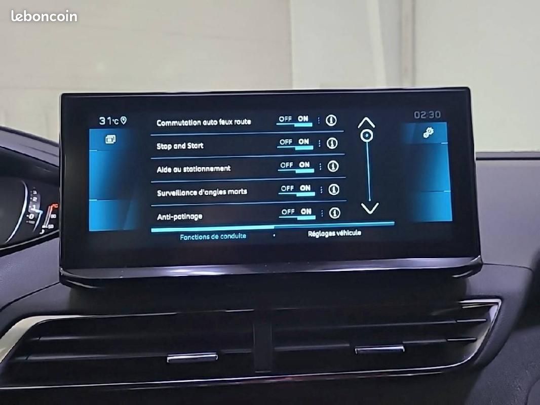 Peugeot 5008 BlueHDi 130ch S&S EAT8 - Allure Pack (image 21)
