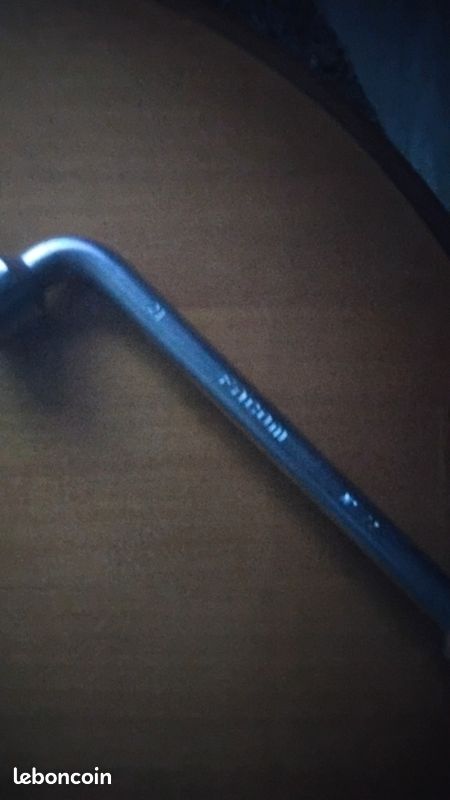 Clé à pipe 21 et 10 et clé dou le 8/10 (image 6)