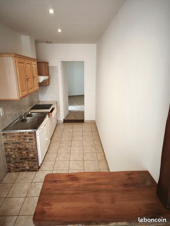Appartement F2 hyper centre refait neuf
