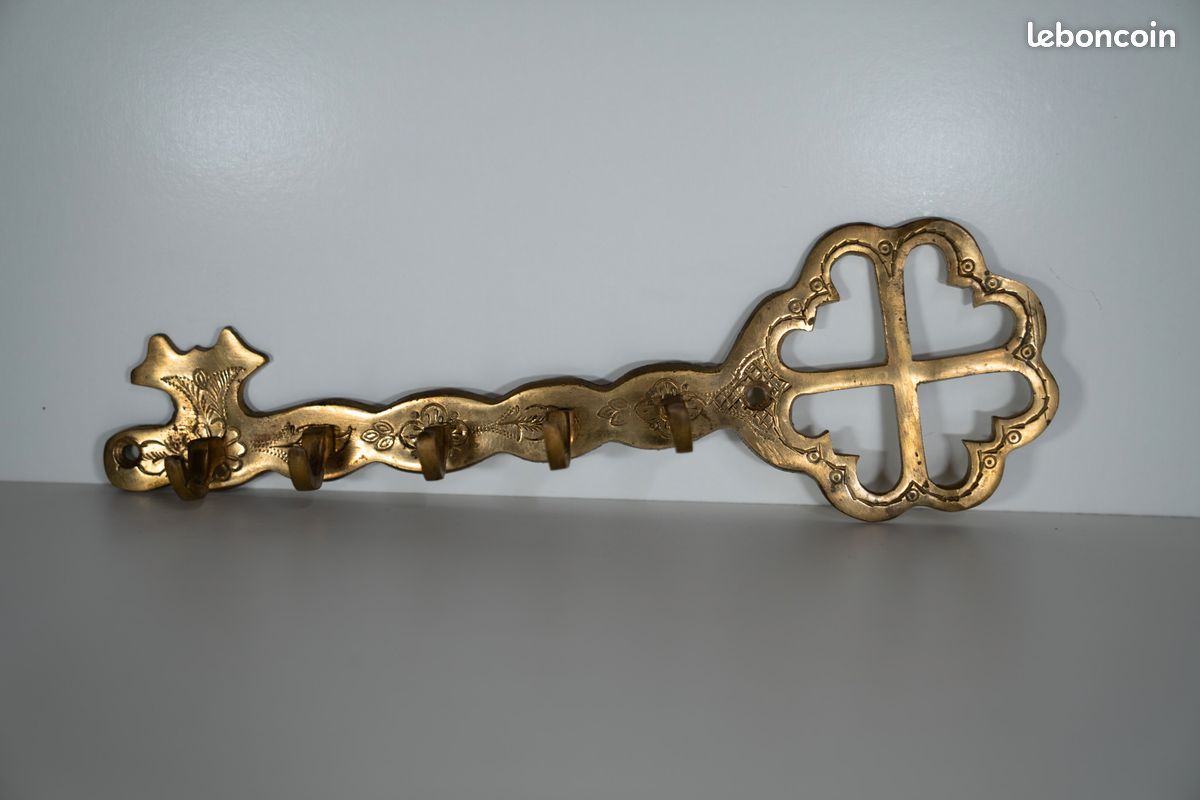 Porte-clés Géant Vintage en Cuivre – Décoration Murale Clé – 29cm (image 1)