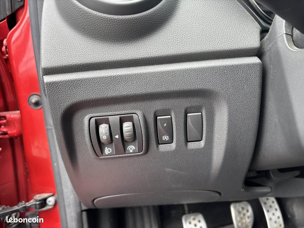 RENAULT CAPTUR 1.5 Energy dCi - 90 Intens PHASE 2 (image 12)