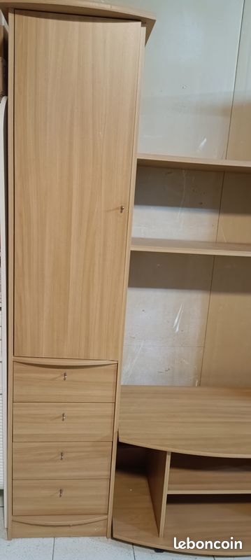 Meuble TV et rangements divers (image 3)