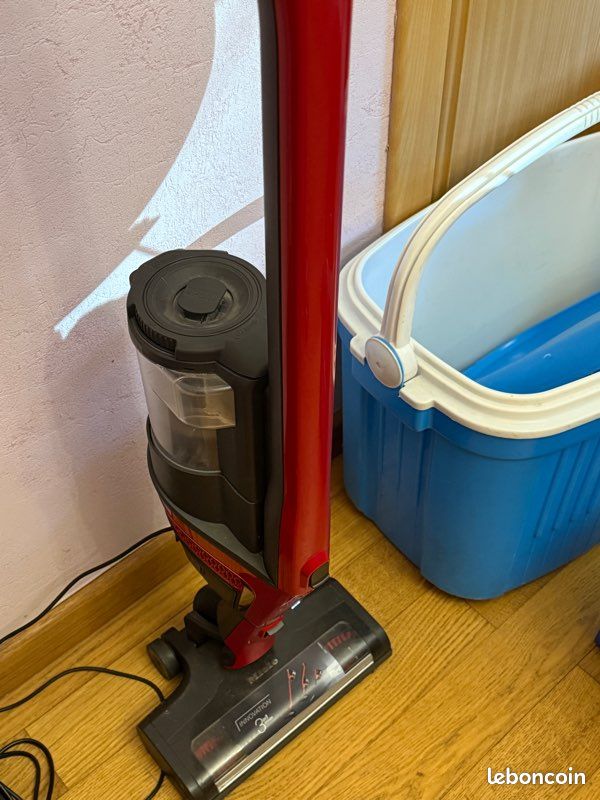 Aspirateur Miele Triflex sans fil et sans sac Électroménager